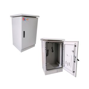 Industrial outdoor network cabinet with IP55/66 design for telecom and IT systems – ScreenCheck ME